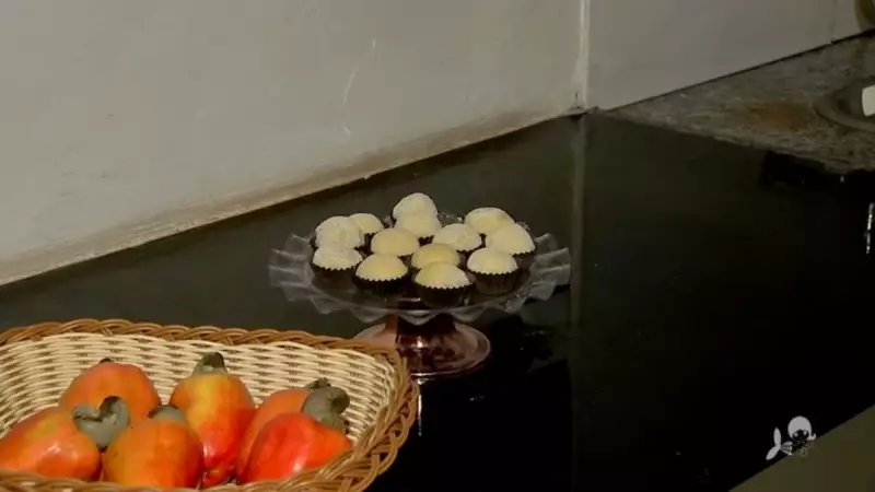 Brigadeiro de Caju: Aprenda a Fazer Essa Delícia Nordestina que Conquista o Brasil