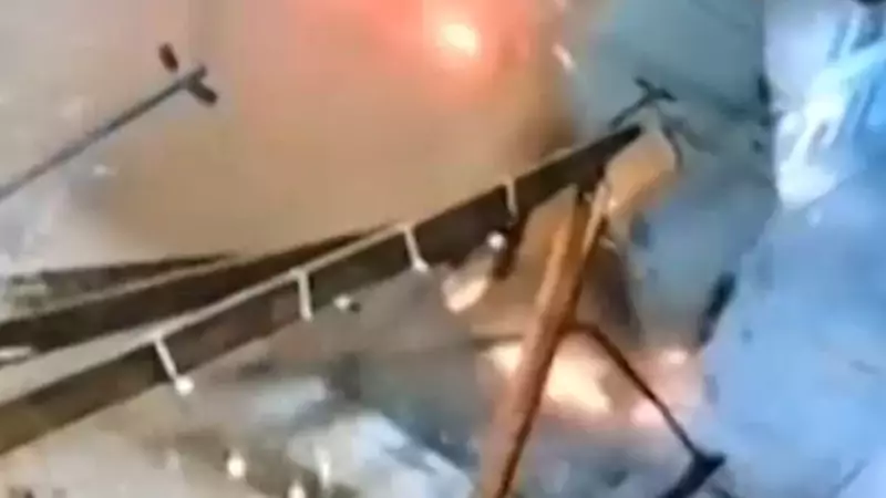 Caminhão de morangos desgovernado vira pesadelo em MG: veja o susto!