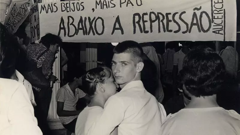 Censura em Sorocaba: Teatro, beijo e até notícias já foram alvos de polêmicas