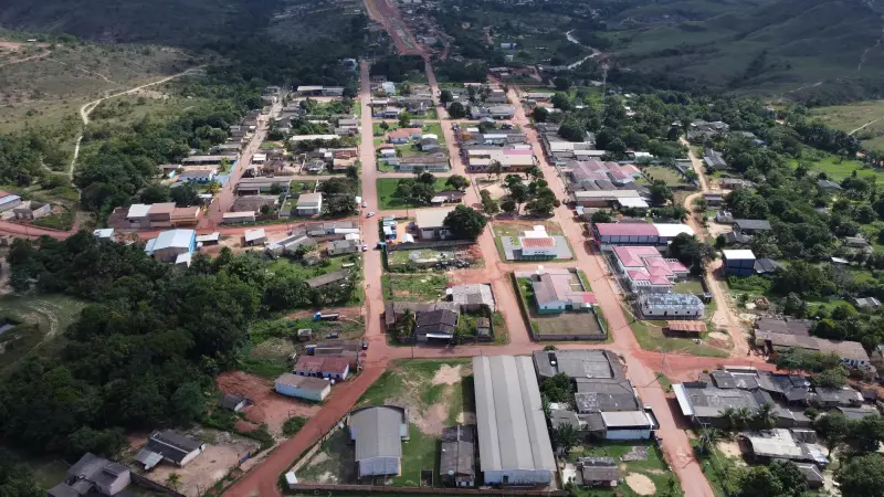 Chuvas torrenciais engolem estrada e isolam comunidades indígenas na maior reserva do Brasil