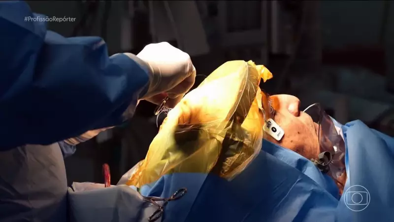 Cirurgia revolucionária trata Parkinson com paciente acordado — veja como funciona