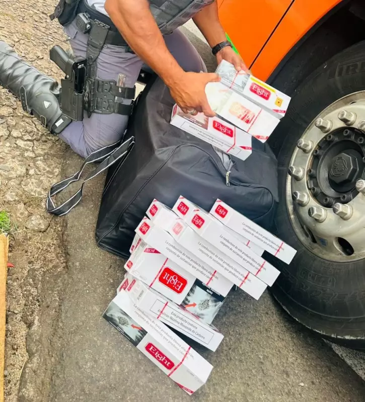 Contrabando Inusitado: Homem é Flagrado com Cigarros, Chicletes, Azeite e Massageadores em Presidente Prudente