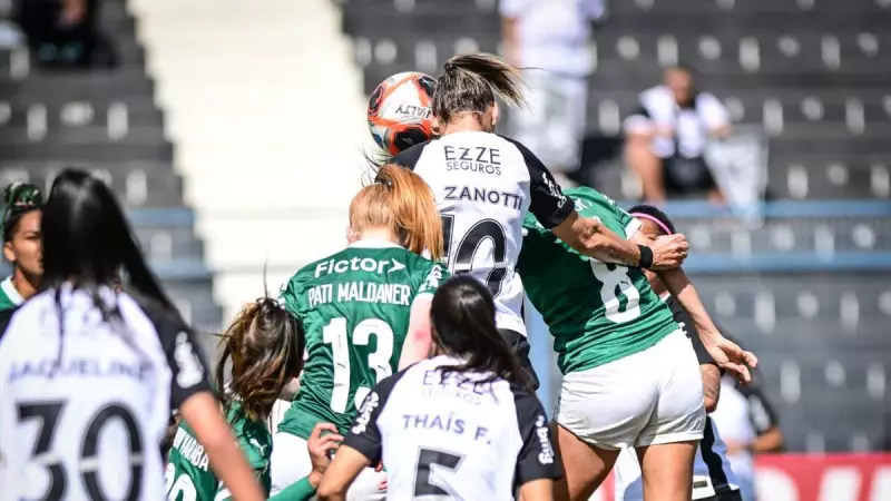 Corinthians vence Palmeiras e assume liderança do Paulistão Feminino em jogo eletrizante!
