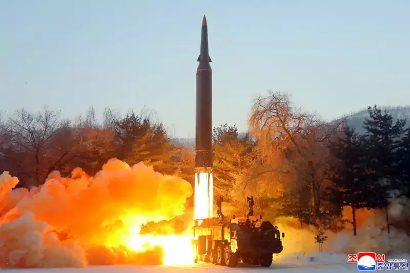Corrida Armamentista do Século: EUA, Rússia e China Disputam Domínio de Armas de Energia Direta que Pulverizam Alvos