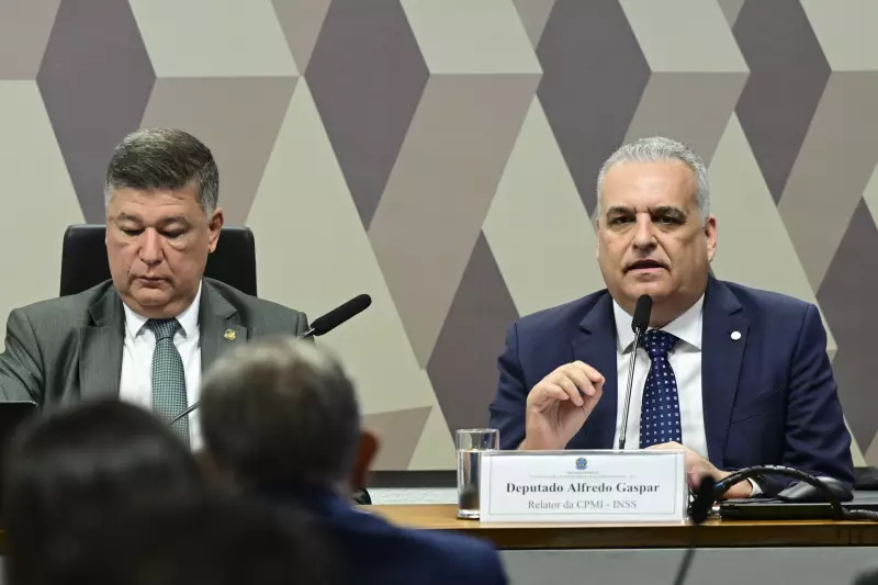 CPMI da Previdência: Delegado Afirma Ter Recebido Ordem para se Calar em Depoimento Explosivo