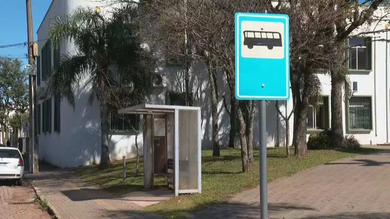 Crise de Mobilidade no RS: Há Quase 60 Dias sem Ônibus, Cidade Espera Retorno dos Coletivos