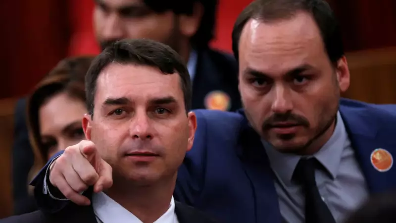 Crise na Família Bolsonaro: Filhos Aumentam Pressão sobre Aliados após Apoio do Centrão a Tarcísio