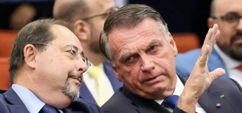 Defesa de Bolsonaro Reage com Fúria: Nega Plano de Fuga e Ataca Moraes em Novo Capítulo da Crisе