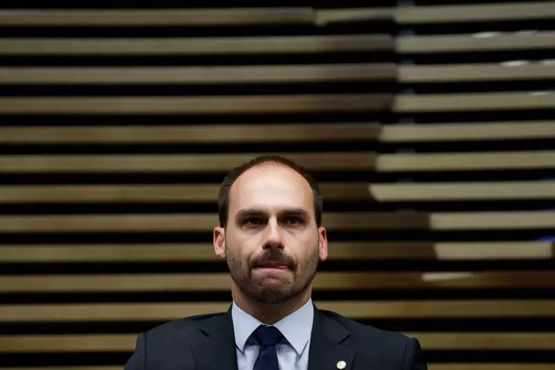 Eduardo Bolsonaro reage à prisão do pai com revolta e acusações — veja os detalhes