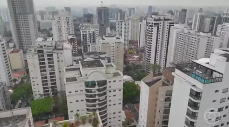 Esgoto Invisível: 3 em Cada 10 Casas no Brasil Vivem sem Saneamento Básico, Aponta IBGE