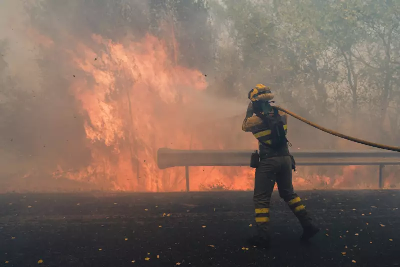 Espanha fecha trecho do Caminho de Santiago em meio à pior temporada de incêndios em décadas