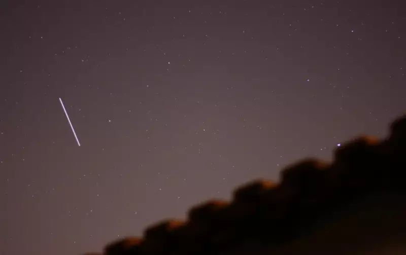 Estação Espacial Internacional cruza os céus de Itapetininga em espetáculo celeste registrado por astrônomos amadores