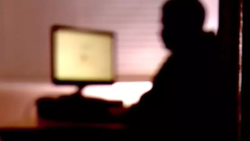 Felca alerta: os perigos ocultos da internet para crianças e adolescentes