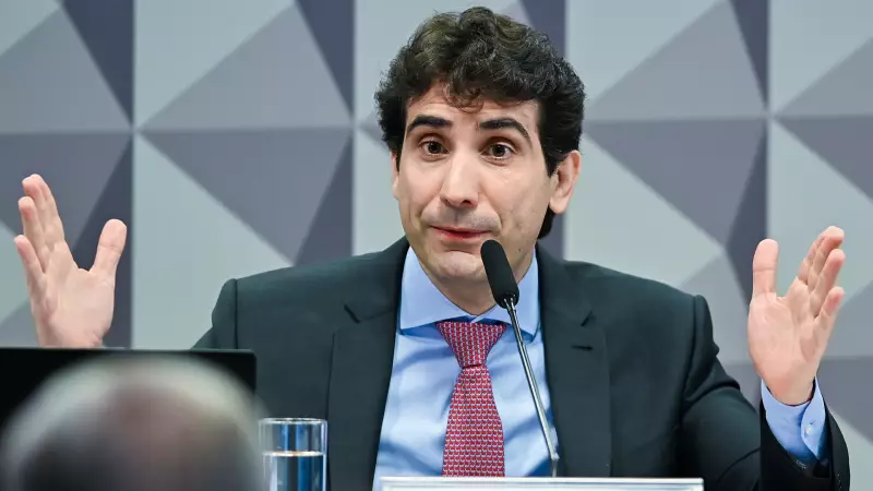 Fim da escalada de juros traz alívio, mas economia ainda enfrenta desafios