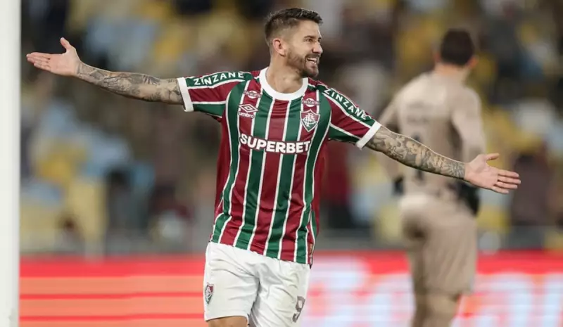 Fluminense vence Grêmio com gol de Everaldo e encerra jejum incômodo no Brasileirão