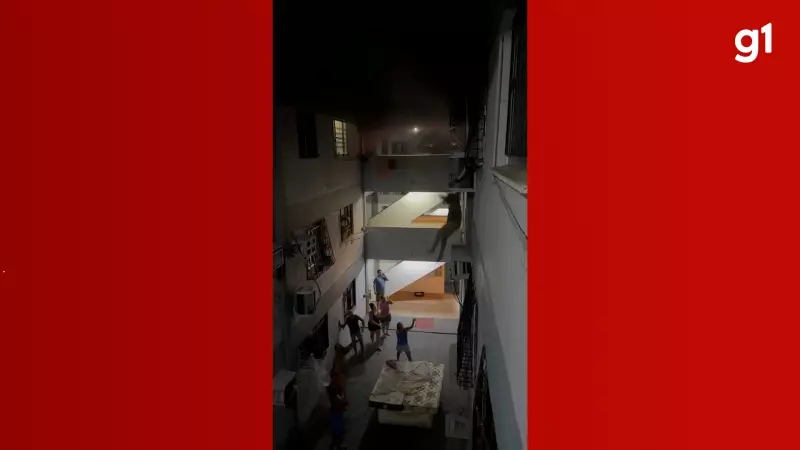 Fuga Desesperada em Manaus: Mulher e Adolescente Pulam de Terceiro Andar Para Escapar de Incêndio — Vídeo Chocante