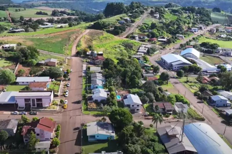 Fuga em Massa: A Cidade Catarinense que Está Minguando e com a 3ª Pior Renda do Estado