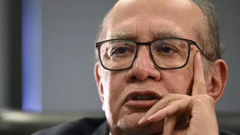 Gilmar Mendes revela: STF está unido por trás das cortinas em apoio a Moraes após decisão polêmica