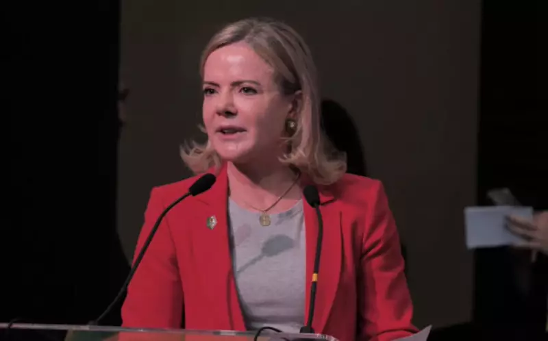 Gleisi Hoffmann acusa bolsonaristas de traição e golpismo contínuo: 'Querem desestabilizar o país'