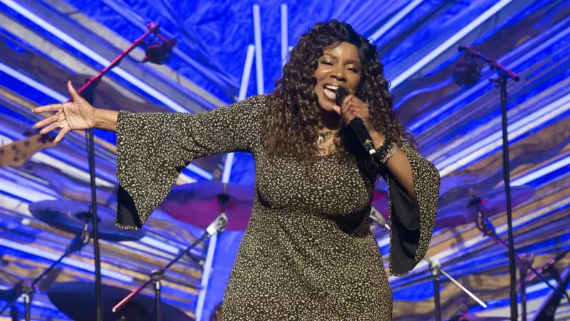 Gloria Gaynor, a Rainha da Disco, Faz Doação Surpreendente para Campanha de Donald Trump