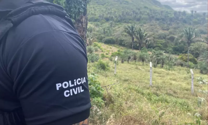 Homem é preso após tentativa de feminicídio em Feira de Santana: ex-companheira sobrevive a golpes de faca
