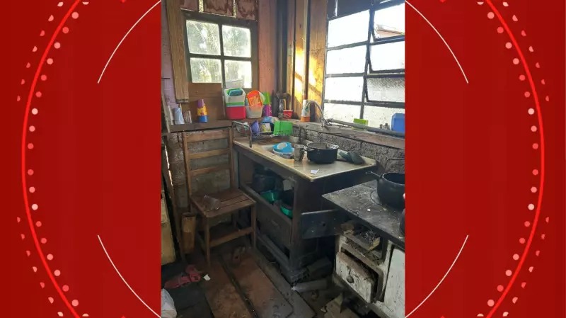 Idosa de 85 anos é resgatada em situação de abandono chocante em Castro: 'Casa em condições subumanas'