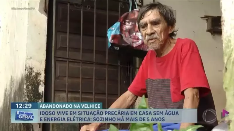 Idoso de 78 anos enfrenta condições subumanas no bairro do Tapanã, em Belém — e a situação é de cortar o coração
