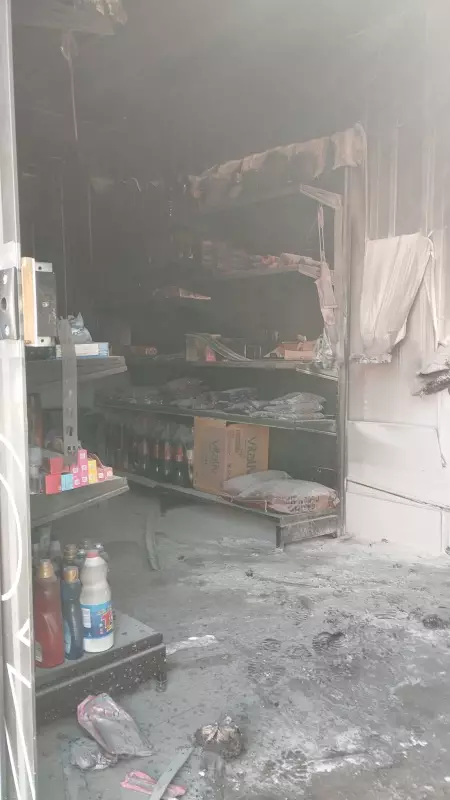 Incêndio de grandes proporções destrói mercado dentro de condomínio em Caçapava — veja imagens