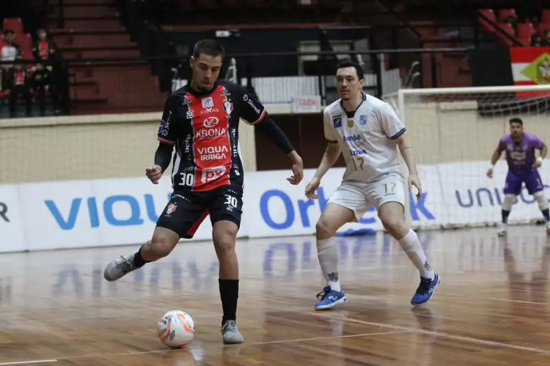 JEC Futsal leva virada do Minas em jogo emocionante no Centreventos