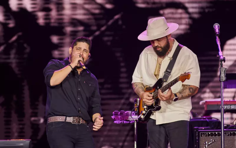 Jorge & Mateus Arrepiam Barretos com Festival de Hits na Turnê de 20 Anos: Eles Estão no Olimpo do Sertanejo!