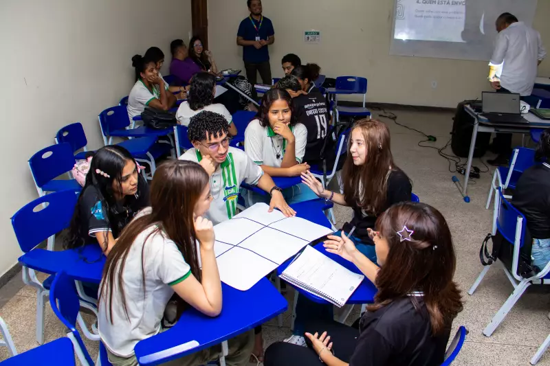 Jovens de Macapá criam soluções inovadoras para desafios da Amazônia em projeto educacional