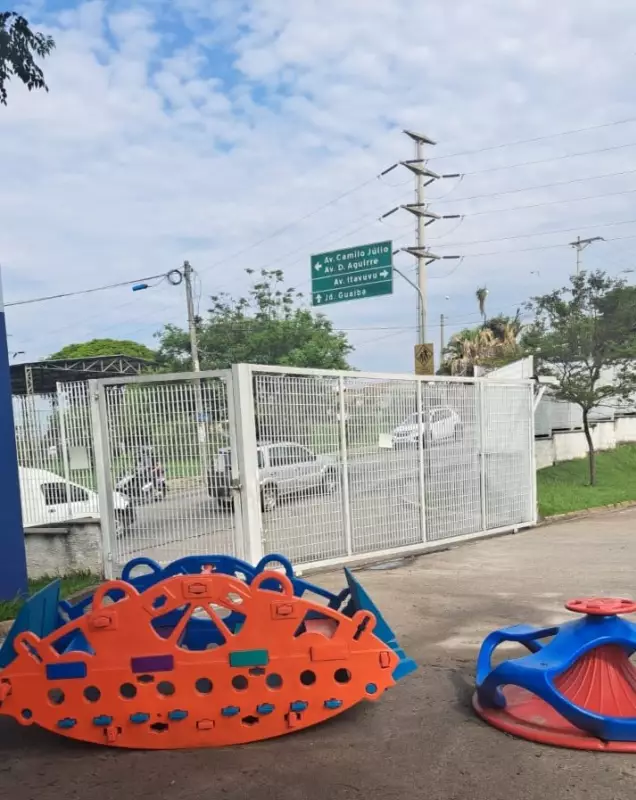 Justiça de Sorocaba Condena Prefeitura e Empresa por Criança que Fugiu de Creche: Indenização à Família
