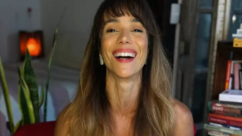 Karla Tenório Revela: Geração Mais Jovem é Menos Traumatizada e Mais Confiante