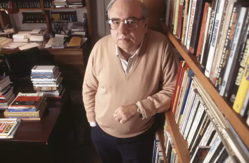 Luis Fernando Verissimo: O Mestre das Palavras e Traços que Encantou o Brasil