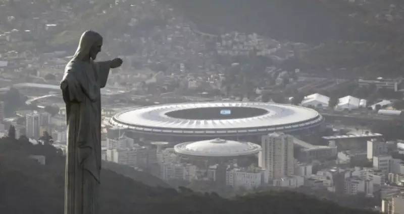 Maracanã em Foco: Exposição no Palácio Tiradentes Imortaliza 75 Anos do Maior Ídolo do Futebol