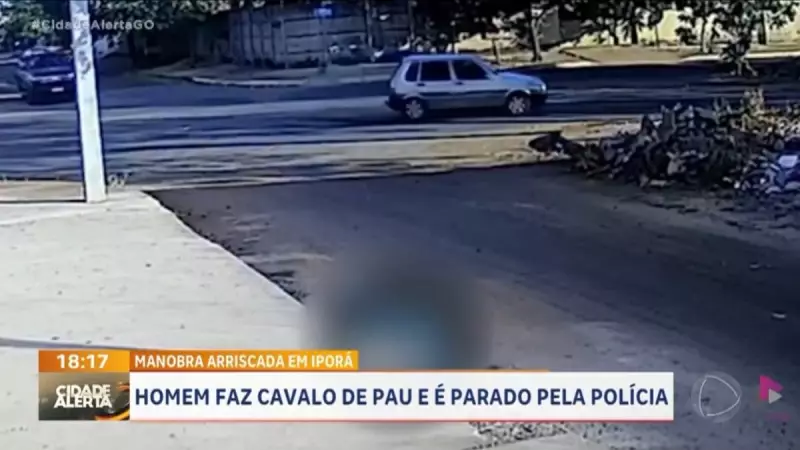 Motorista faz cavalo de pau e é flagrado por viatura que passava no momento exato — veja o vídeo!