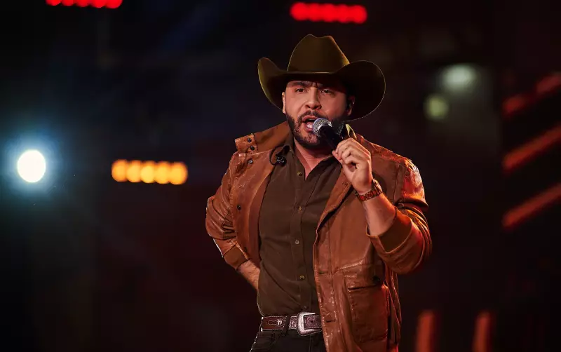 Murilo Huff Amanhece na Arena de Barretos e Grava DVD Histórico com Releituras que Revolucionaram o Sertanejo