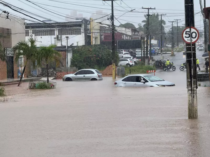 Natal sob caos: árvores caídas, alagamentos e trânsito parado nesta sexta (15)