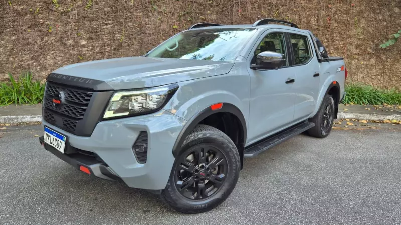 Nissan faz promoção imperdível: Frontier topo de linha com desconto para conquistar o Brasil!
