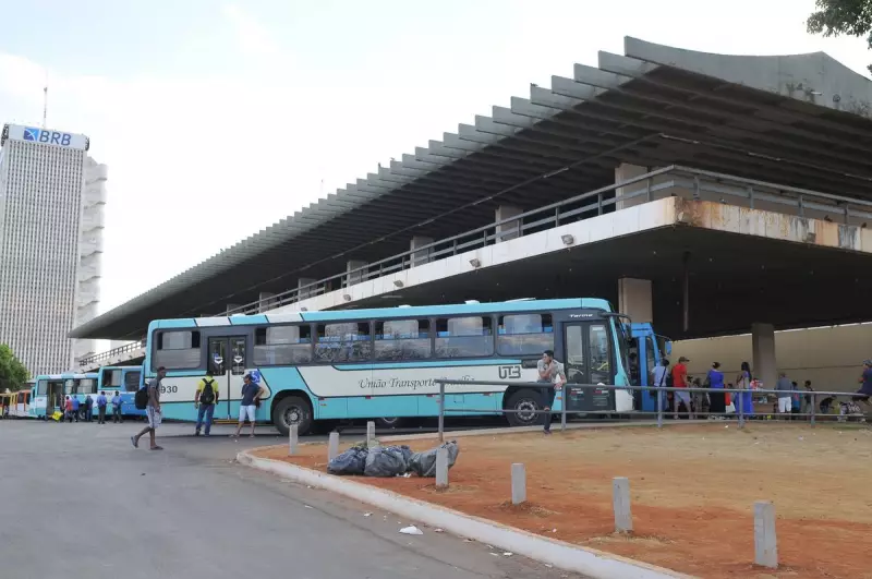 Passagens de ônibus DF-Entorno: ANTT adia reajuste e alívio no bolso continua