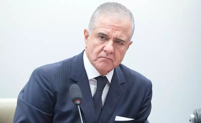 PCC Declara Guerra ao Setor de Combustíveis: Ações são Classificadas como Terroristas por Deputado