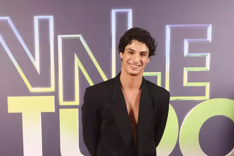 Pedro Waddington e Thiago de Vale Tudo: A Pergunta que Desconcertou os Apresentadores