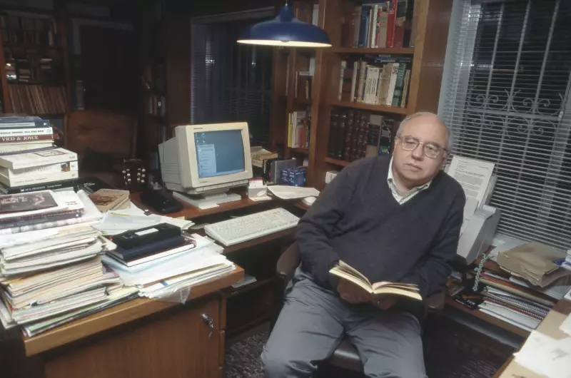 Porto Alegre se Despede de Luis Fernando Verissimo: Velório Reúne Fãs e Personalidades em Momento de Comoção