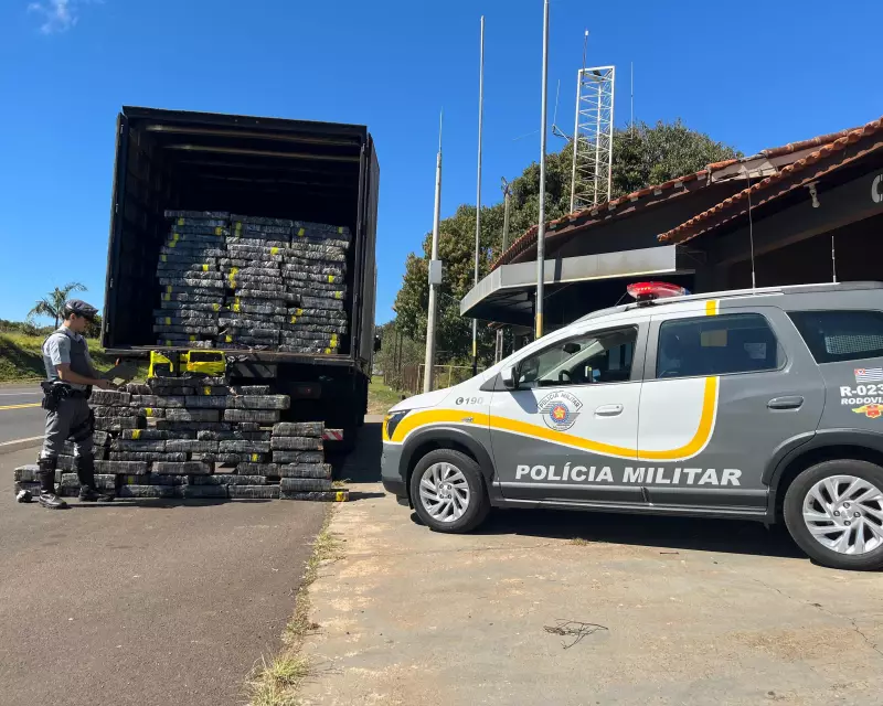PRF apreende quase 1 tonelada de maconha em rodovia de Paranapanema — veja detalhes da operação