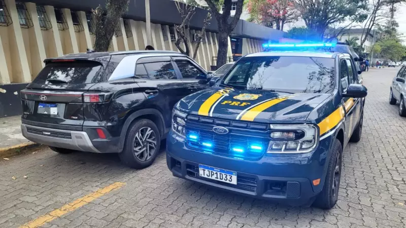 Prisão em flagrante na Via Dutra: homem é detido ao volante de veículo roubado e adulterado em Resende