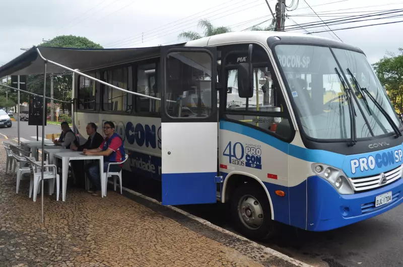 Procon Móvel Chega a Adamantina: Atendimento Gratuito Resolve Problemas do Consumidor na Hora!