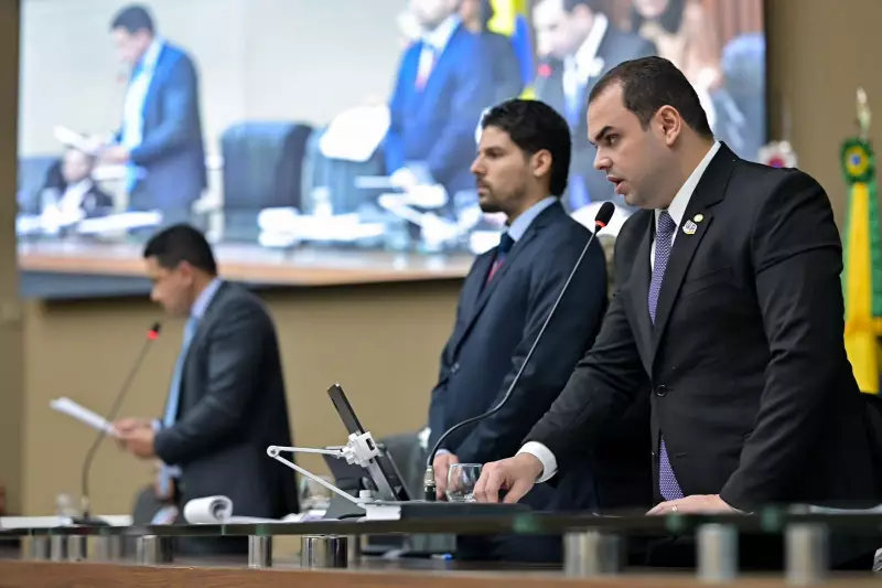 Proteção Digital Infantil: Amazonas Aprova Lei Pioneira de Roberto Cidade Contra Riscos nas Redes