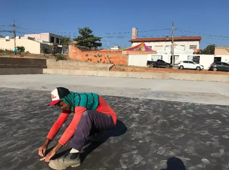 Quadra da Nova Praça Alcides Rabelo em Montes Claros está quase pronta — veja fotos!