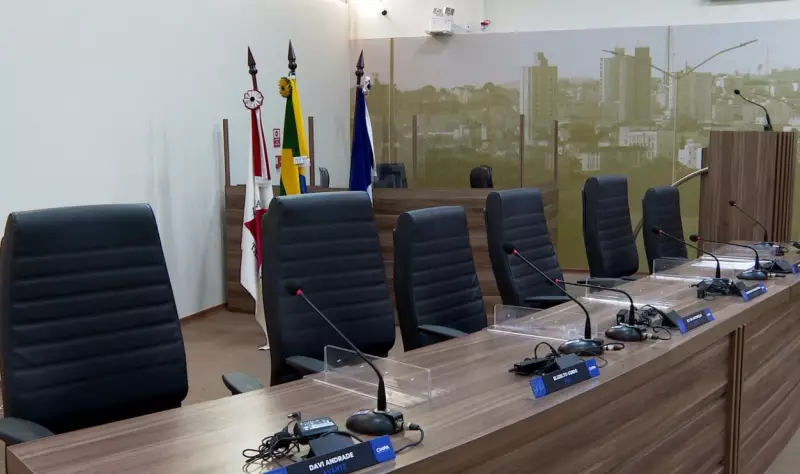 Relatório chocante: Prefeitura de Pouso Alegre desperdiça mais de R$ 10 milhões em obras mal planejadas