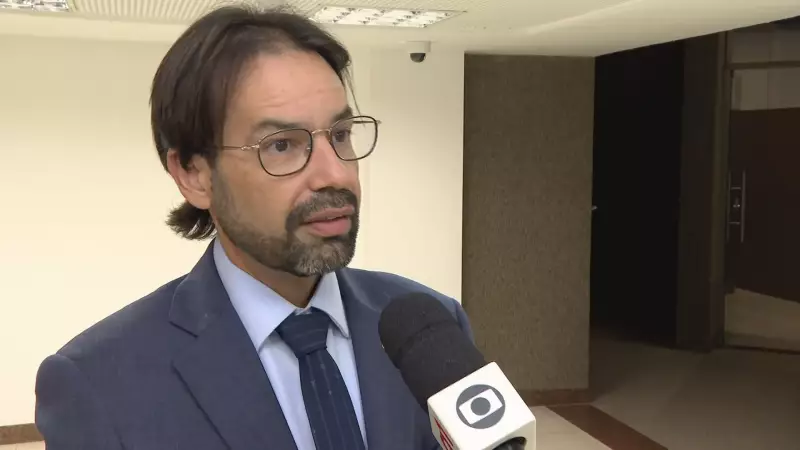 Reviravolta na CPI de Pernambuco: Justiça determina volta de deputado afastado